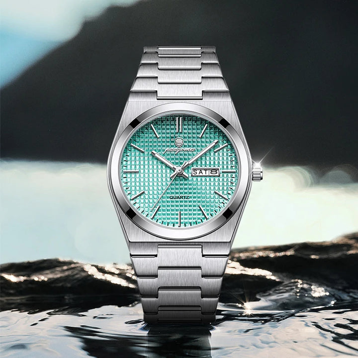 M821 — Automatic Signature Watch
